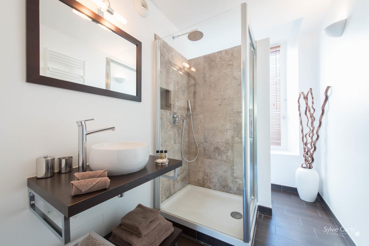Entre Hotes La Rochelle  Ngoại thất bức ảnh
