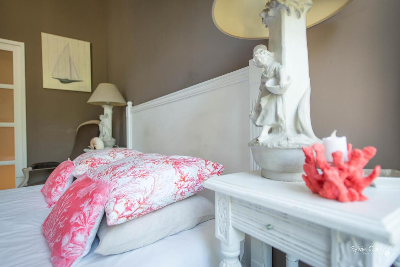 Entre Hotes La Rochelle  Ngoại thất bức ảnh
